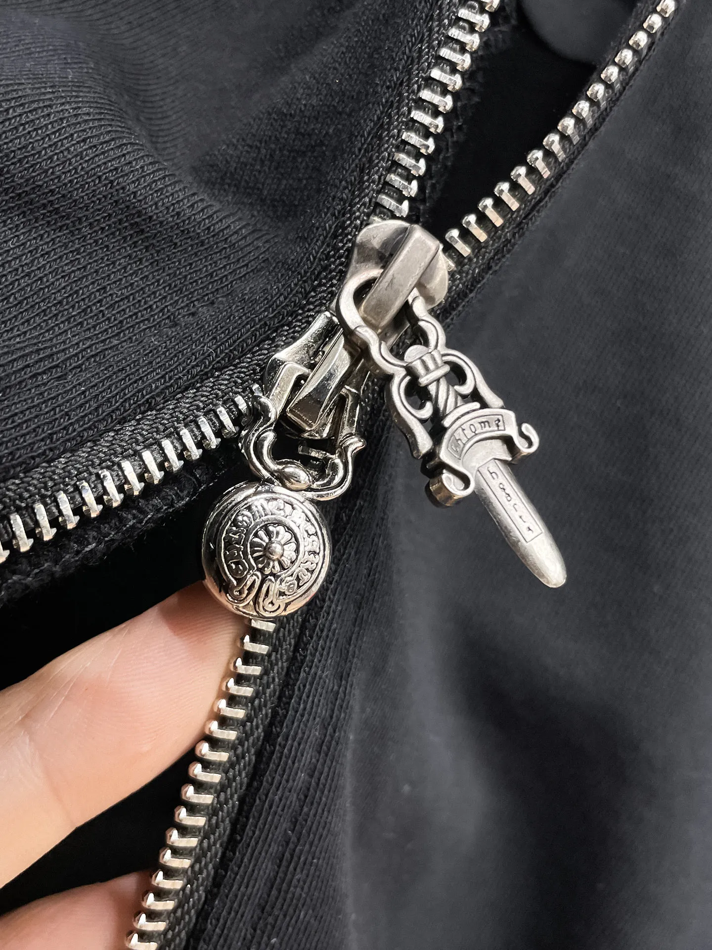 Same Style， ， 2026 New Arrival ，Original Premium Breathable ， ， ， Quality。 ， Sizes：M～3XL